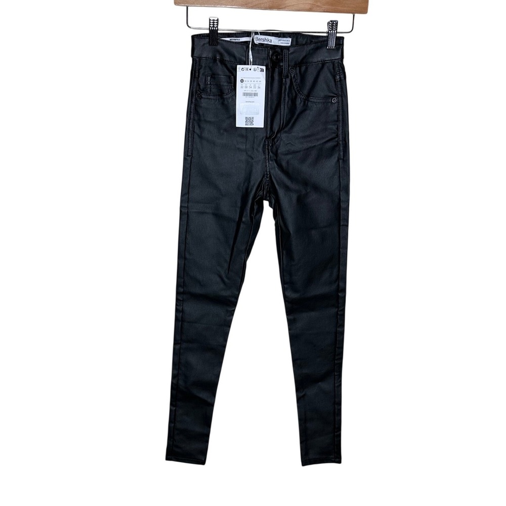 NWT Bershka Faux Leather Medium Rise Skinny Pants size 00 Black
